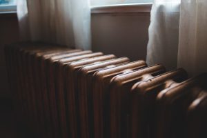 Jak ograniczyć koszty ogrzewania mieszkania? koszty ogrzewania mieszkania